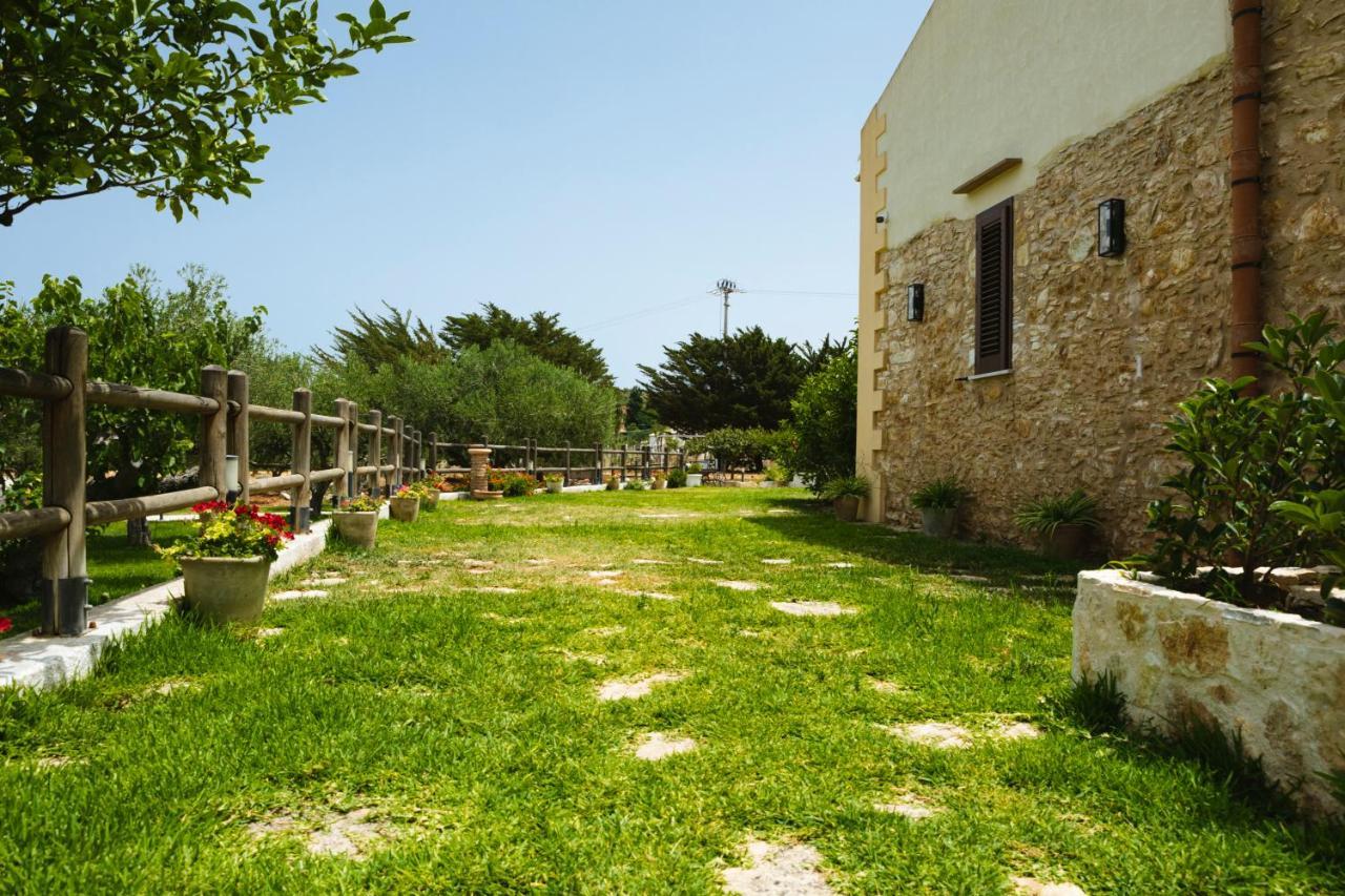 Casale La Macina - Hotel, Scopello Екстериор снимка